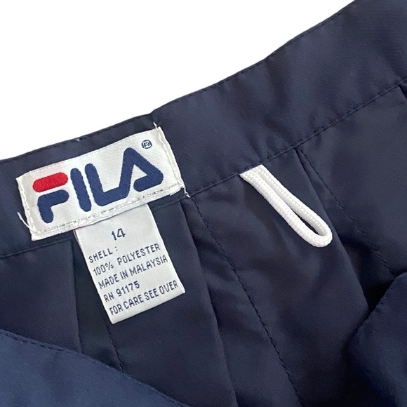 Vintage FILA Navy Pleated Skirt Women’s Size 14 with Embroidered FILA LOGO - Picture 4 of 8